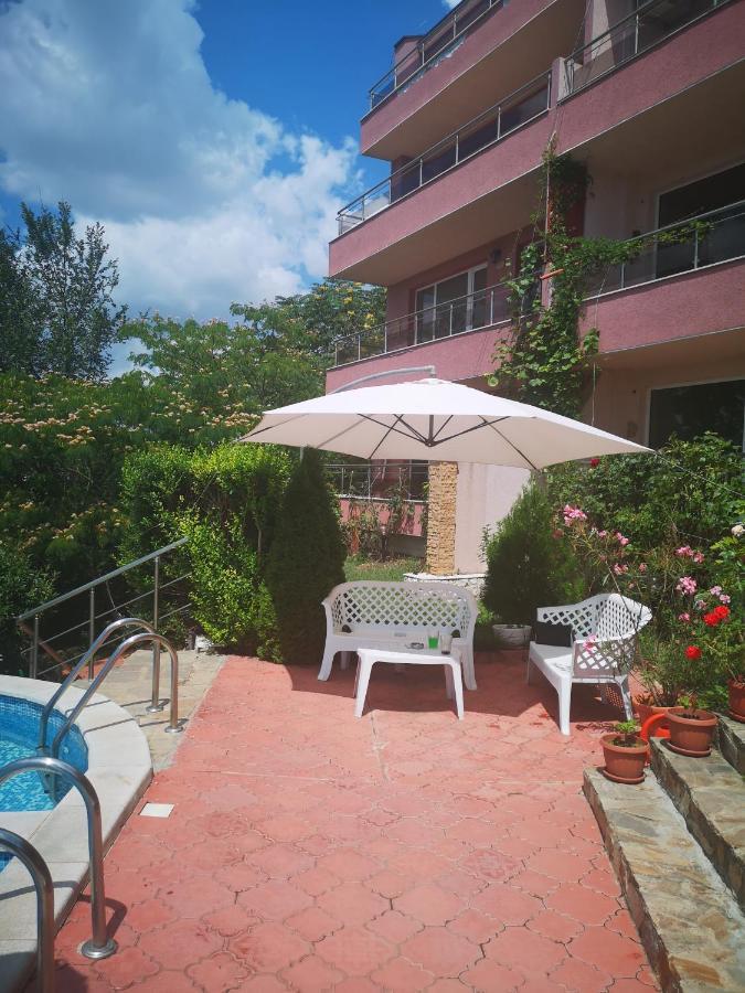 Seaview Apartment Complex Karia Kavarna Eksteriør billede