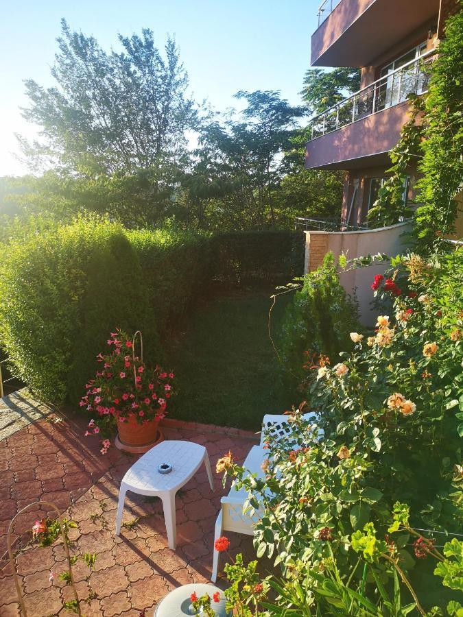 Seaview Apartment Complex Karia Kavarna Eksteriør billede